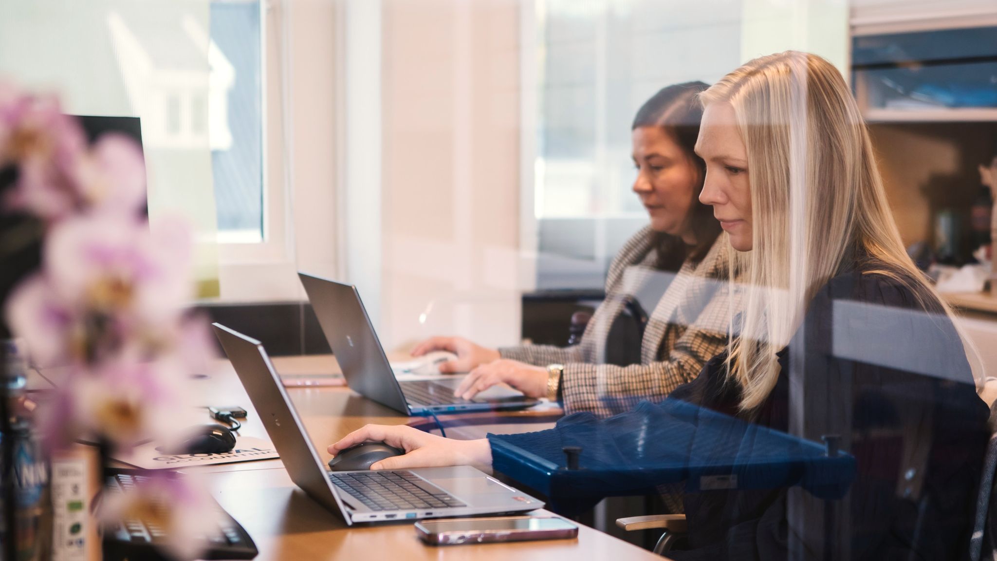 Veronica Knudsvik og Katarzyna Caruana
